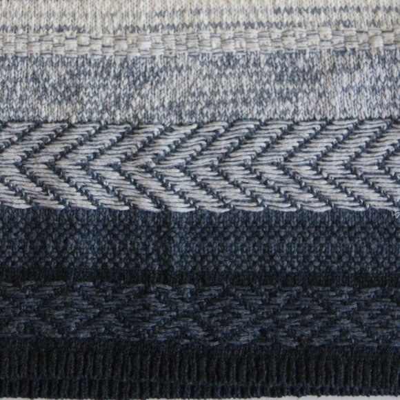 Abercrombie Kids Knit White and Blue Sweater Vest - Picture 4 of 7